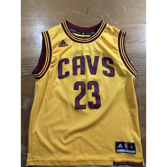 Adidas LeBron James #23 Cavaliers Jersey Size small Gold NBA - Picture 1 of 6